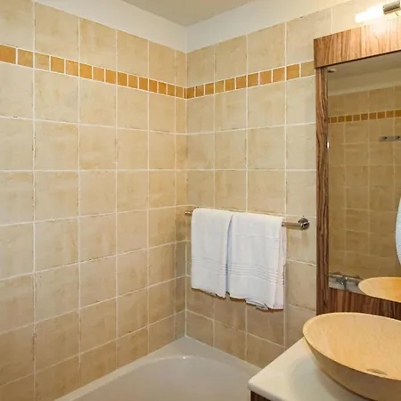 3 Bedroom Amazing In Holiday home Callian (Var)